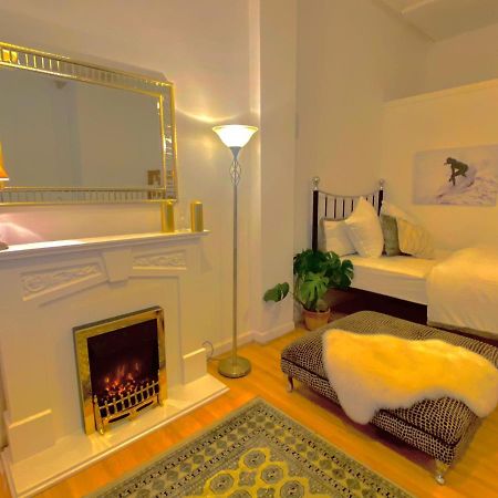 Roman Studio Apartment Edinburgh Luaran gambar